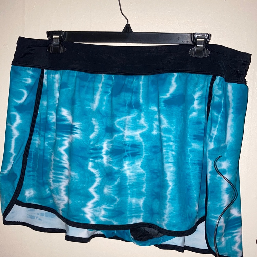 Swim skirt new without tag